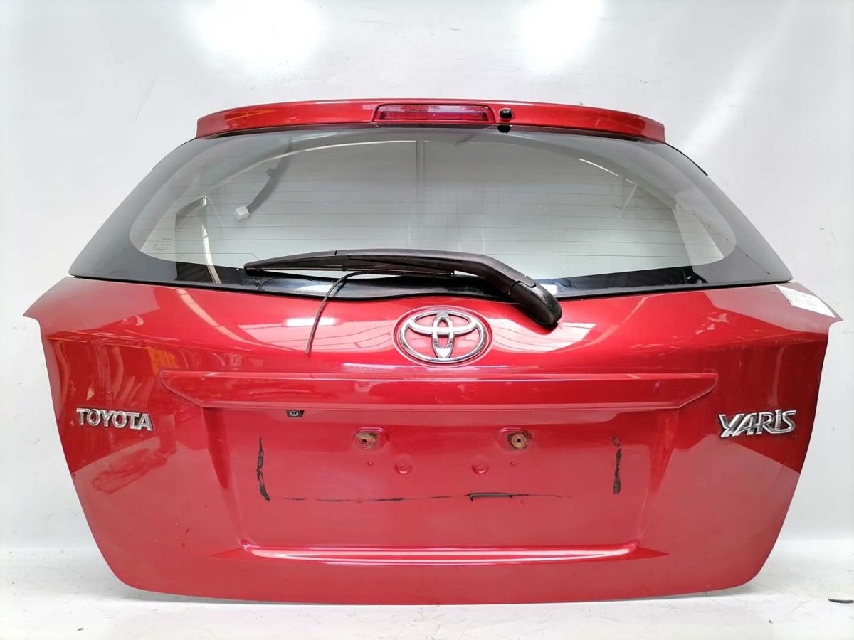 Toyota Yaris XP13 original Heckklappe mit Scheibe 3N8 RED PEARL BJ14